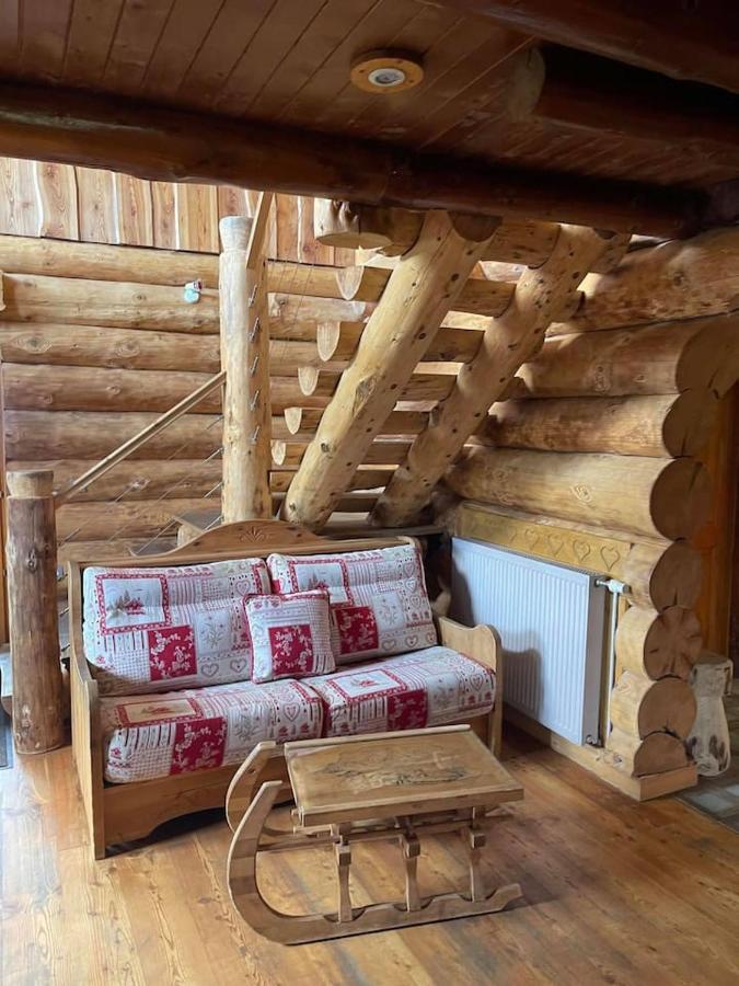 Chalet Spa Le Royal Nathalie Mn La Rouge 拉布雷斯 外观 照片